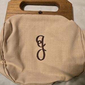 Vintage Trimingham's Bermuda Purse Wooden Handle Tan Size 9x10